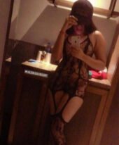 Nidhi – escort in Chennai