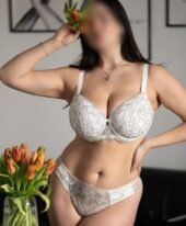 Julie – Indian Escort in Mumbai